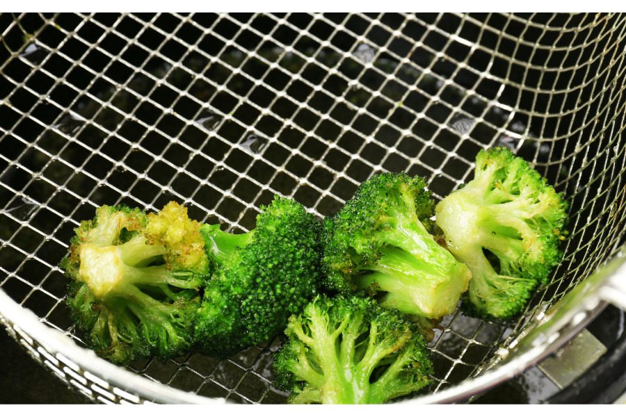 Frying Broccoli