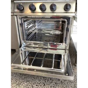 Ex-Showroom: Fagor 700 Series Natural Gas 4 Burner Gas Range with Gas Oven CG7-41H-NZ104
